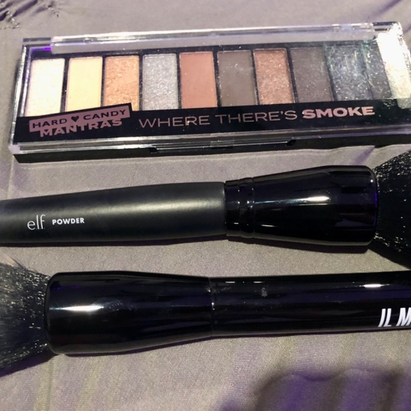 ❌❌SOLD❌❌ Makeup Bundle - Picture 6 of 6